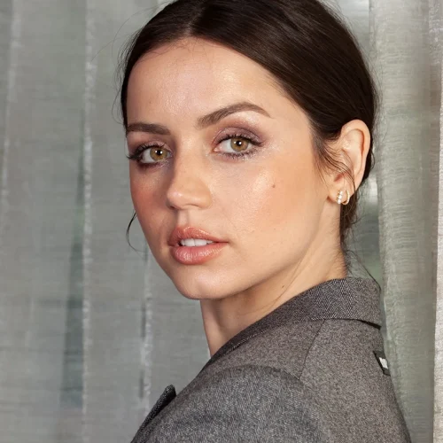 Ana de Armas Beauty Secrets