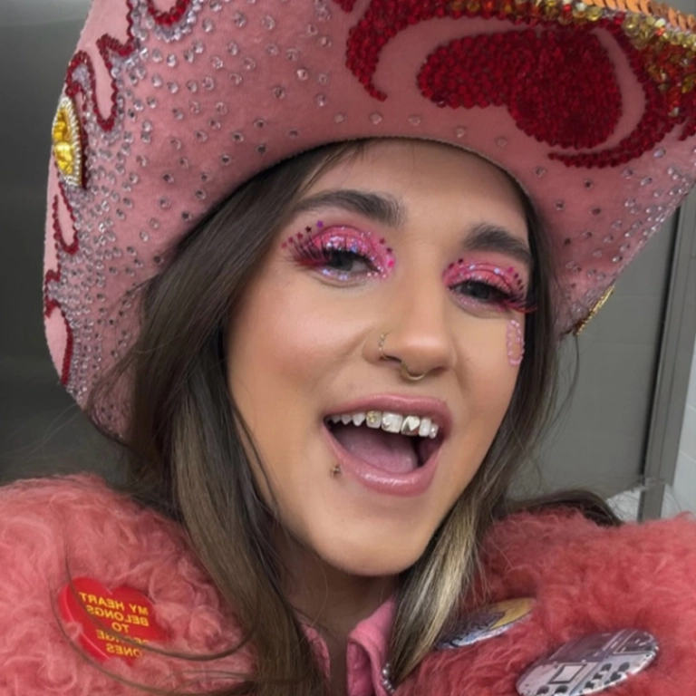 Sierra Ferrell Teeth Transformation