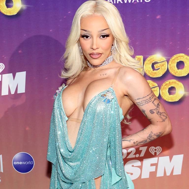 Doja Cat Breast Reduction