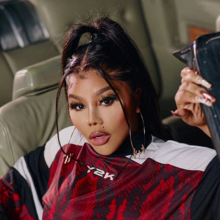 What Procedures Did Lil Kim Get