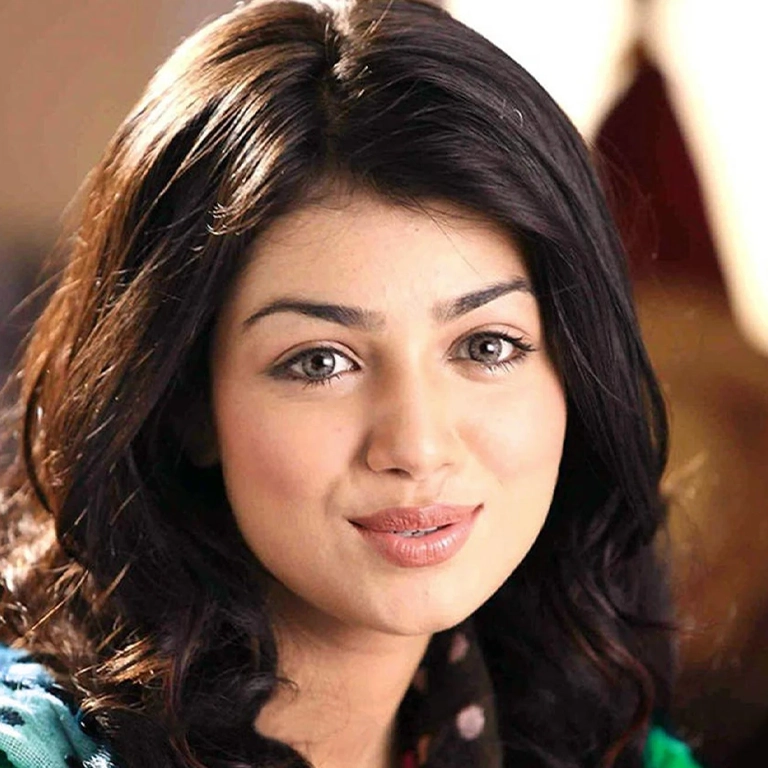 Ayesha Takia Aesthetics