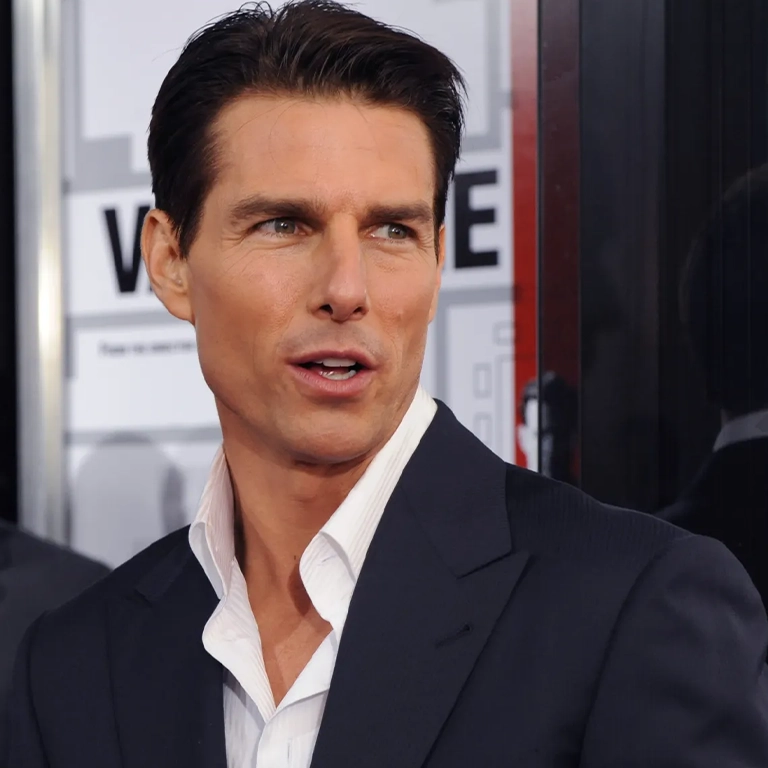 Tom Brady Jawline