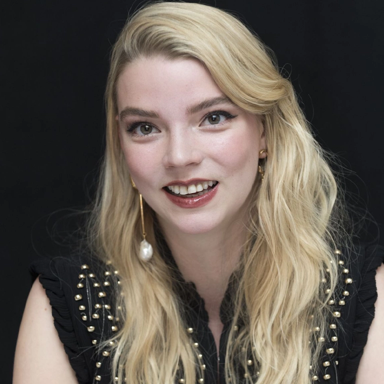 Anya Taylor-Joy Before and After Photos Teeth Evolution